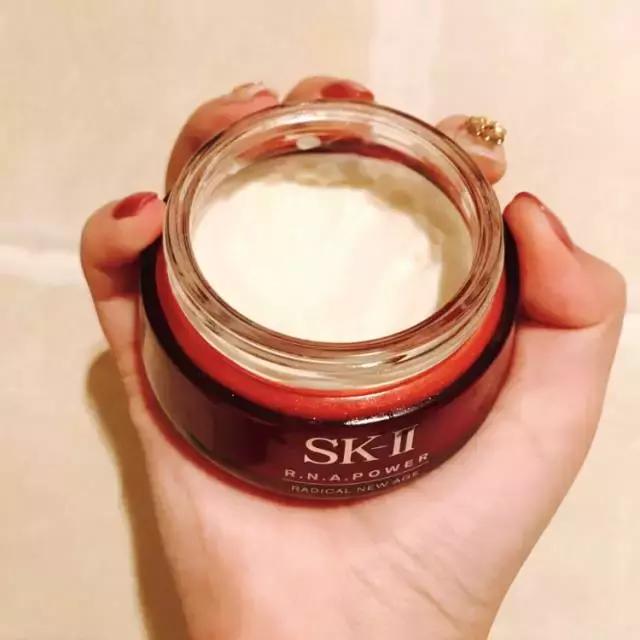 干皮冬季怎么选面霜呢,干皮适合什么面霜平价