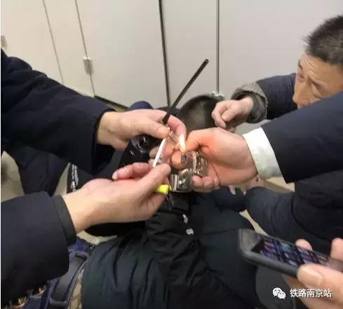 感动铁路人,感动火车站