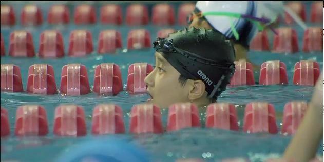 “棍棒教育”毁掉天才型游泳选手！韩国再现发人深省神级电影