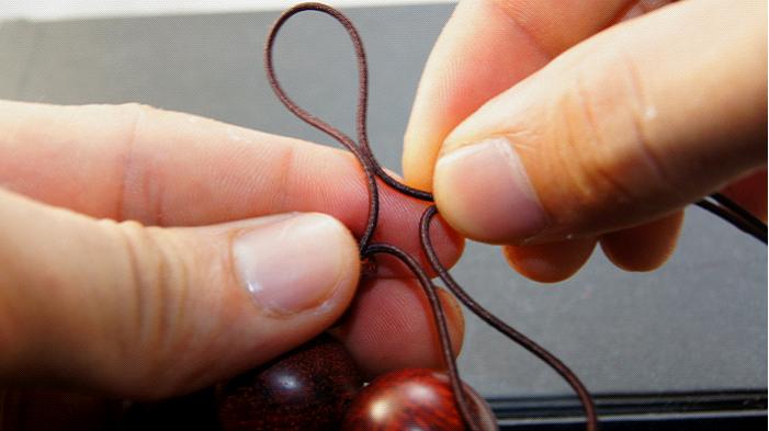 文玩手串系结方法,文玩手串打花结方法