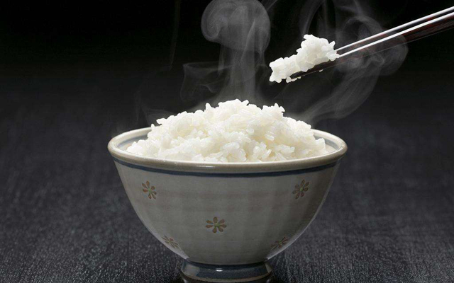 米饭夹生了怎么办补救微波炉,夹生米饭补救方法