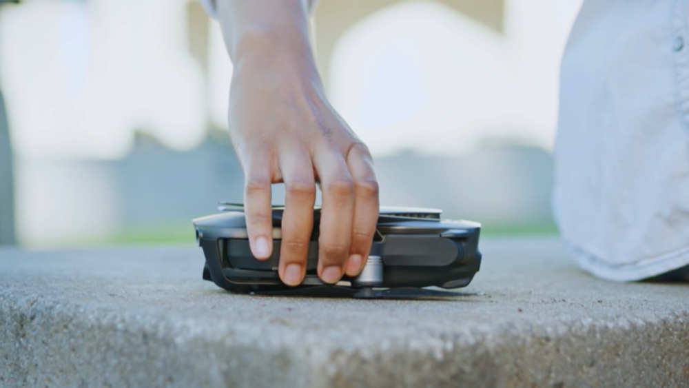 揣兜里就能带走的大疆“御”MavicAir发布了