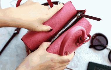 从上百只包里,她们精挑细选了这9只最爱的年度好包