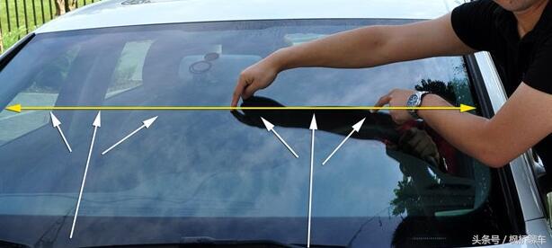挡风玻璃喷水嘴怎么调整,如何调节前挡风玻璃喷水嘴高度