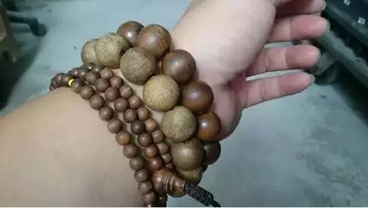 木质手串有什么讲究和忌讳,戴普通手串有禁忌吗