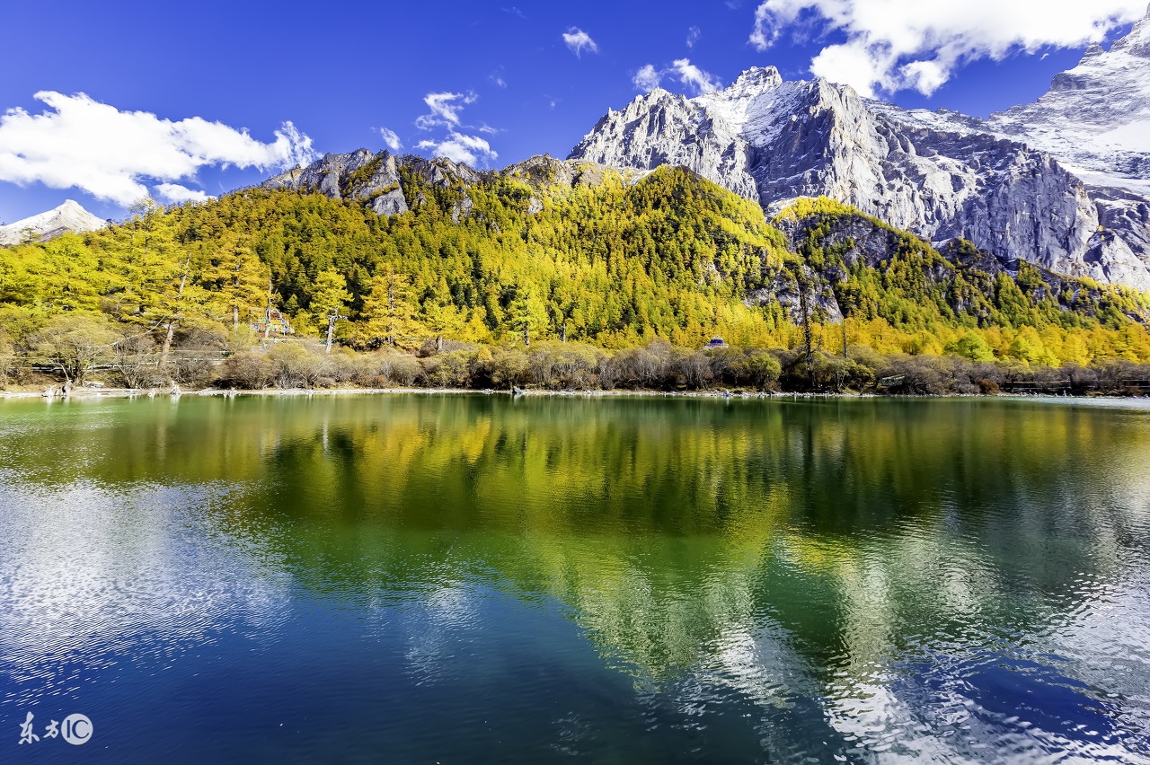 成都到稻城亚丁报团旅游费用,成都到稻城亚丁可以坐大巴去了吗