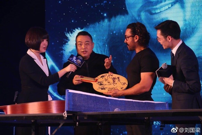 印度阿米尔汗对中国体育看法视频,印度明星阿米尔汗唱的肯达拉