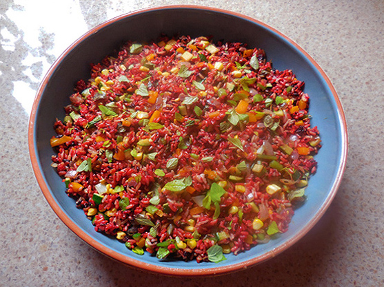 红曲米饭的正确食用方法,常做的红曲米饭