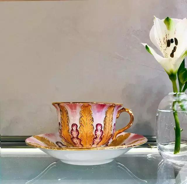 用一次性杯子喝咖啡喝出痰,用一次性杯子喝咖啡