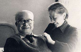 名人的墓志铭三十个,历史上十大最具幽默墓志铭