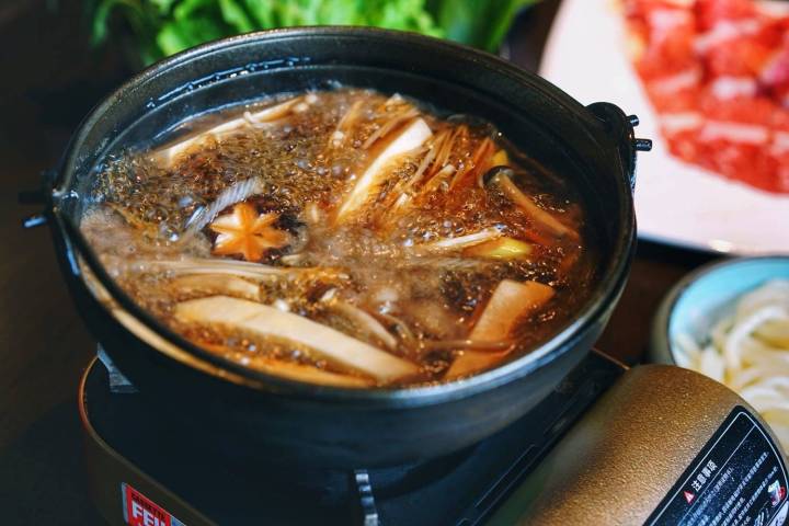 迪士尼小镇夜景要门票不,迪士尼小镇一天攻略