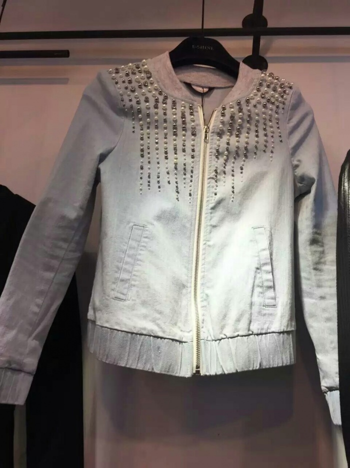 广州旅游攻略必去的店铺,广州必去的四个服装批发市场