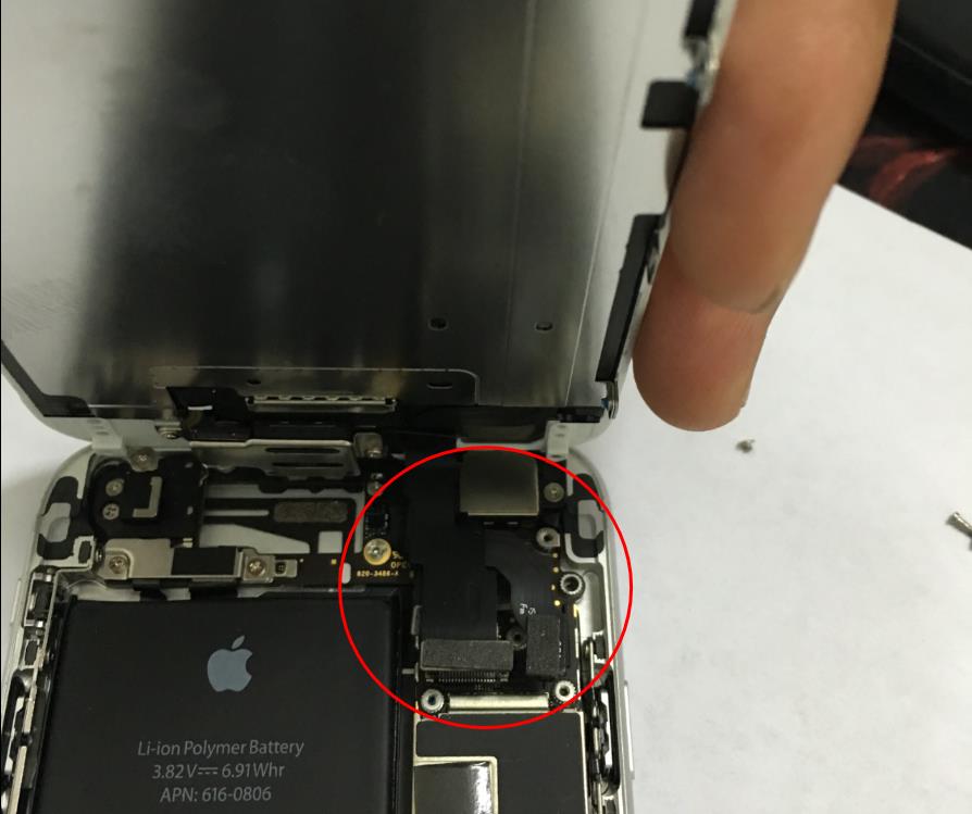 苹果手机屏幕碎了一个角怎么修复,苹果6plus外屏幕碎了更换价格表