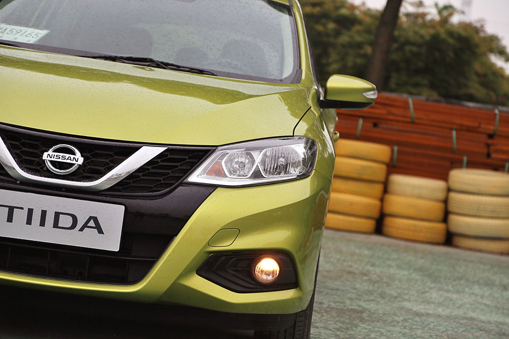 大飙车日产骐达试驾视频,东风日产骐达试车