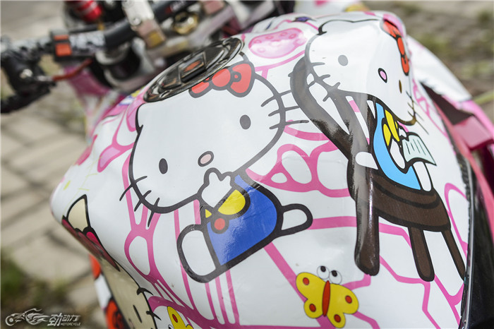 铃木k8爆改,hellokitty叛逆版