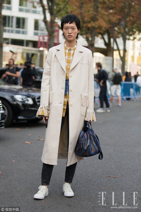 大衣千千万，到底哪件适合脸黑个矮没脖子……的你？