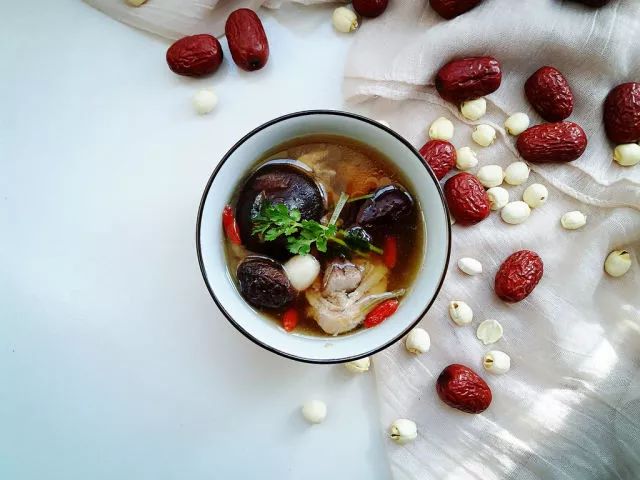 天冷了应该做什么浪漫的事,天冷了能干什么呢