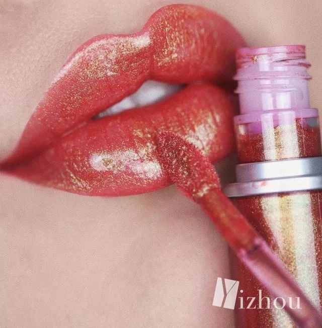 日日这口红也太美了吧！年会我也要这么涂