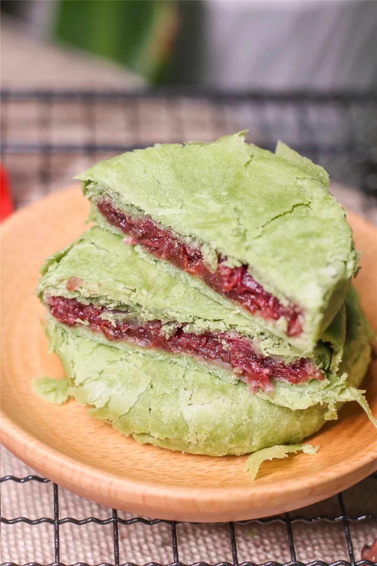 送礼就送鲜花饼,送礼送嘉华的鲜花饼