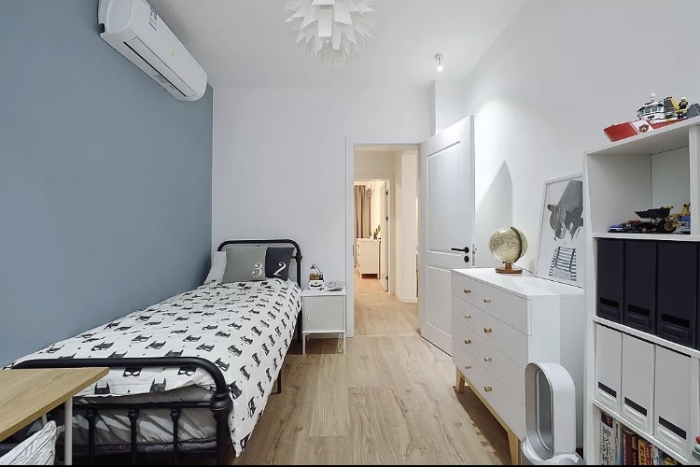 朋友新家第一次登门送点什么呢,阳台百叶门效果图大全