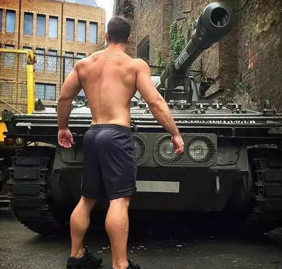 男生屁股翘是种什么体验？锻炼这五个动作一定对你有用！