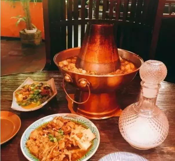 北京地铁9号线美食攻略 (北京的地铁6号线美食推荐)