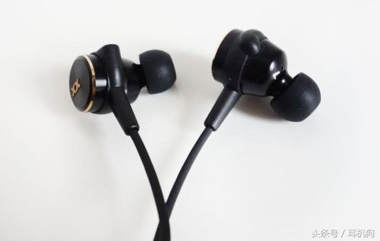 下潜重低音震撼音响,索尼xbaz5有什么用