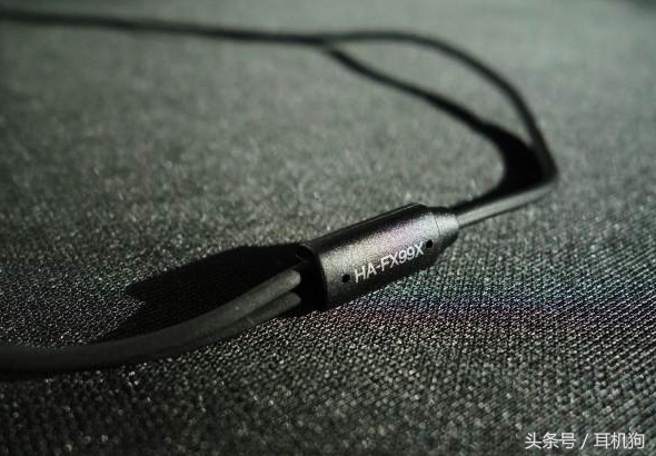 低音爆棚,低音浑厚下沉有力耳机