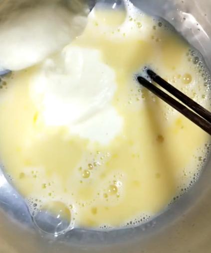 如何用两个蛋做出好吃的,怎么用两个蛋做出美食