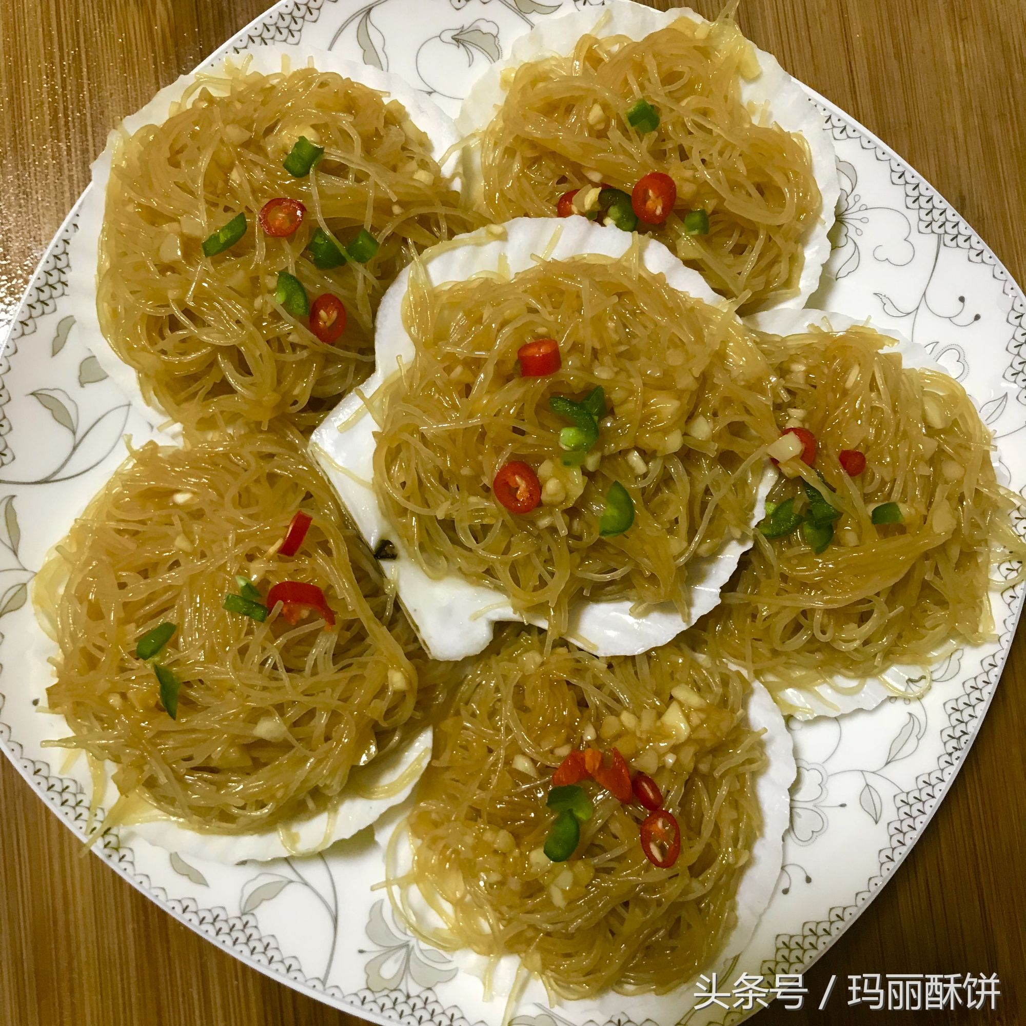 蒜蓉粉丝蒸扇贝怎么做好吃,蒜蓉粉丝蒸扇贝怎么做才好吃