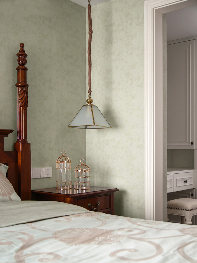 梳妆台收纳衣帽间,梳妆台藏在衣帽间里