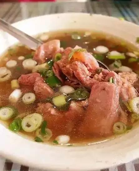 大连这些高逼格美食1张毛爷爷就搞定，约会的首选！