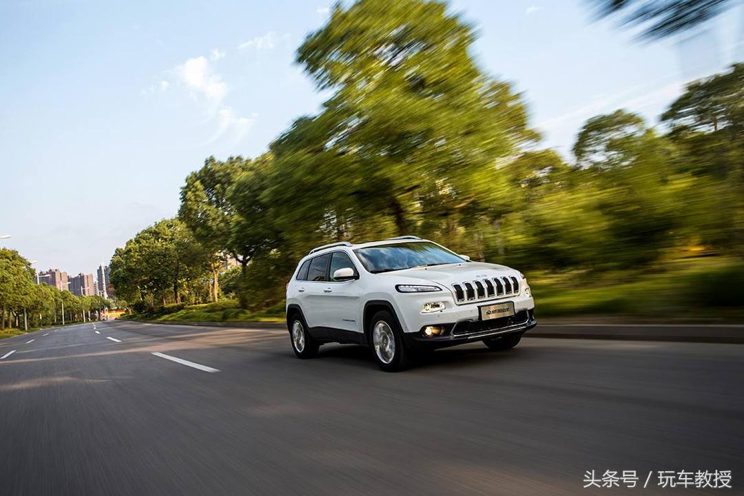 2.0t车发动机还值得买吗,国产车为什么2.0t发动机这么便宜