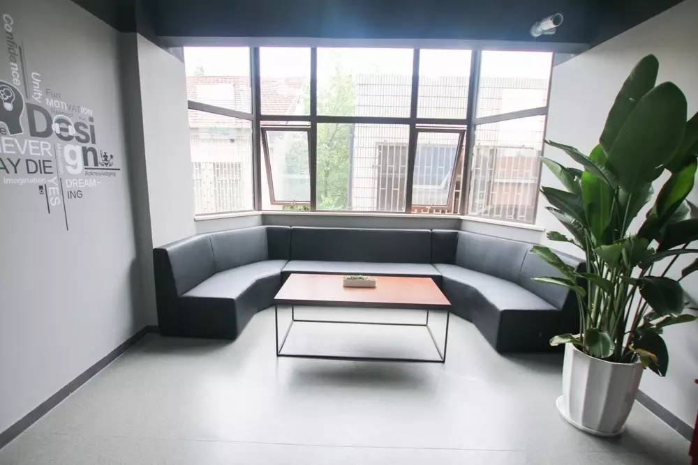 江苏省大学生创业孵化示范基地,青年大学生创业孵化基地