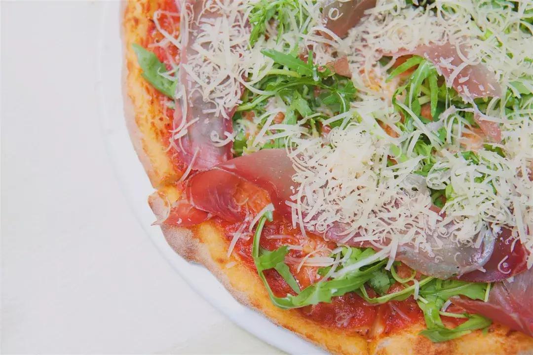 芝士味超级浓郁的披萨推荐,南京必打卡的餐厅栖霞区