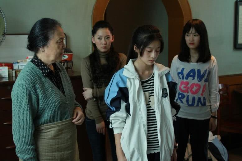 去横店玩被导演选上的明星,第一次去拍戏被导演看中了