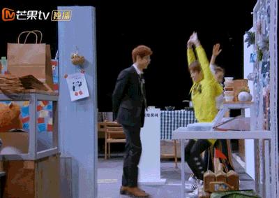 白敬亭有几对cp,明星大侦探第二季白敬亭注孤生