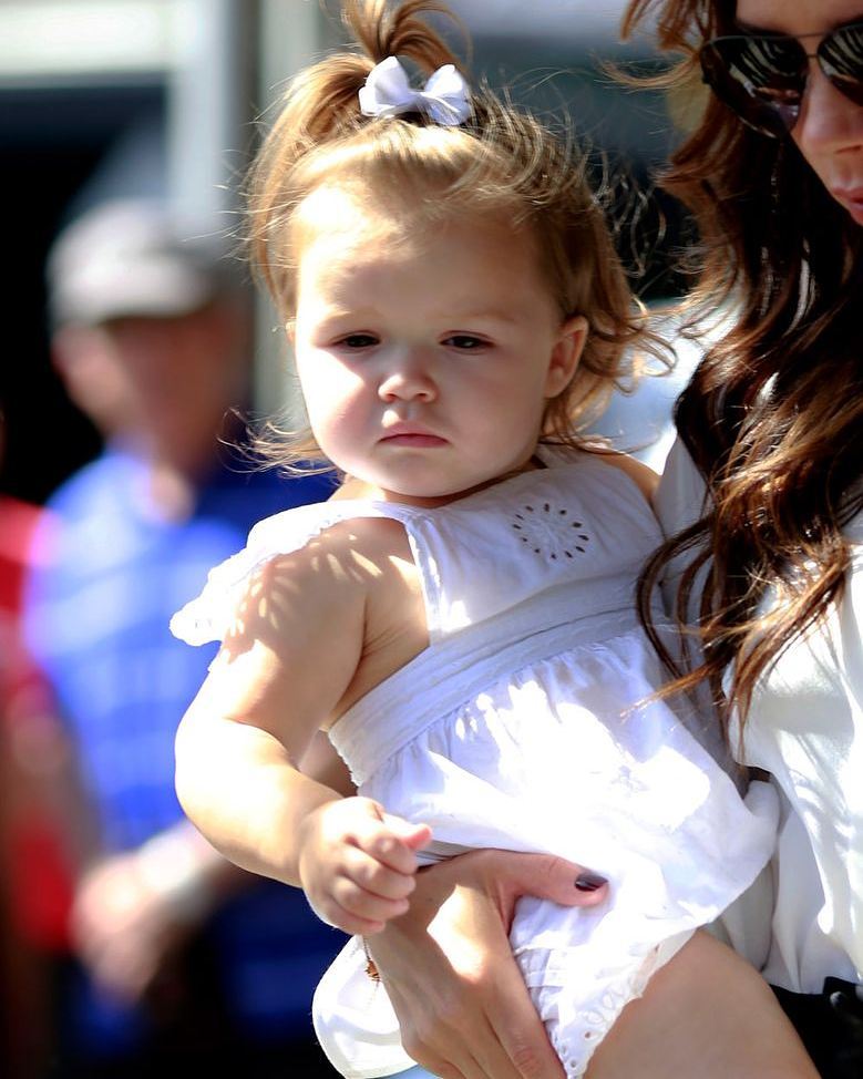 小七哈珀和比伯,小七和妹妹视频