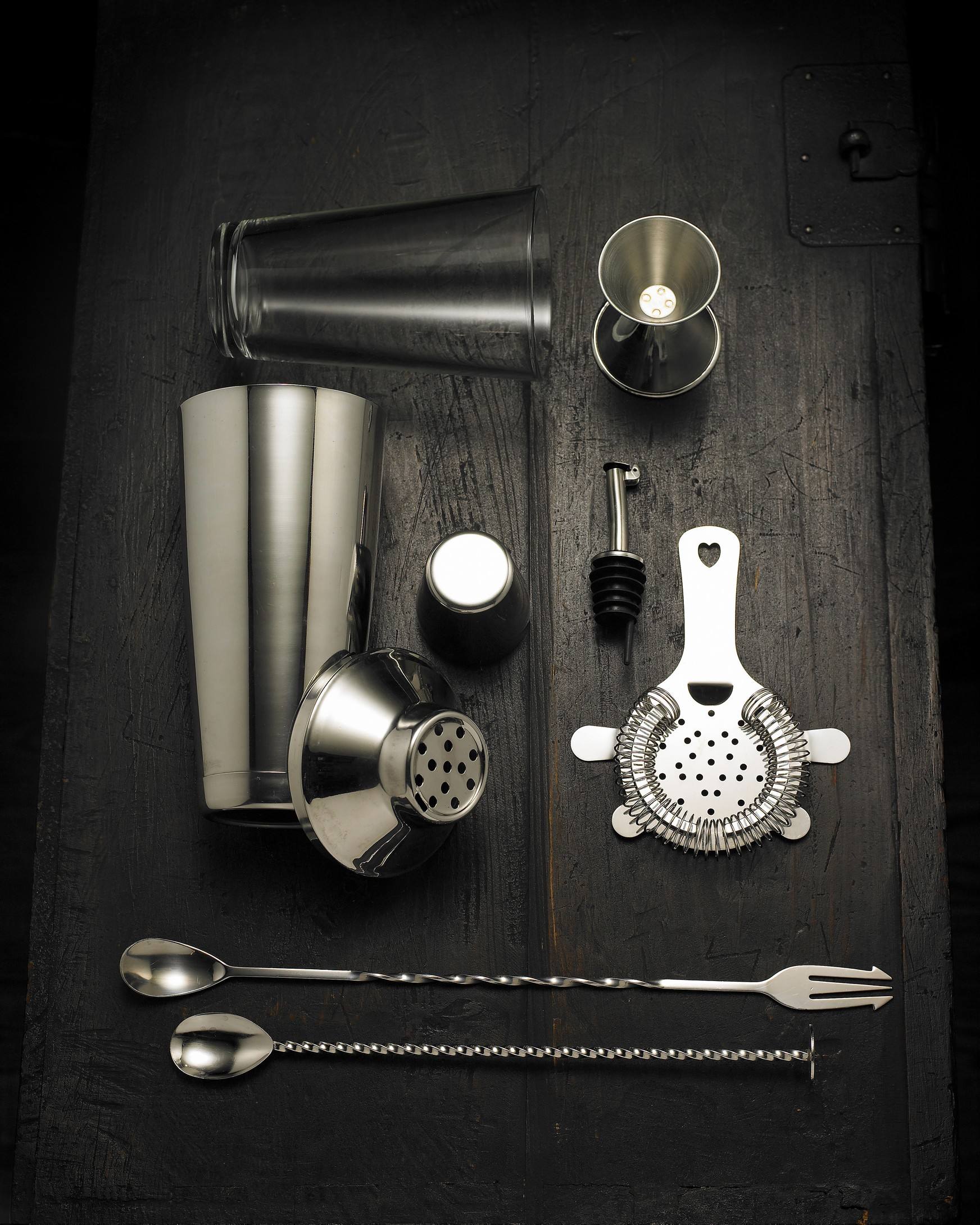 当调酒师最基本需要了解什么,调酒师所应该具备哪些知识和技巧