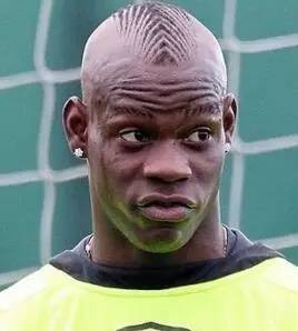 卡门的杂货铺|牵着大象去逛街,图说体坛明星的宠物情缘