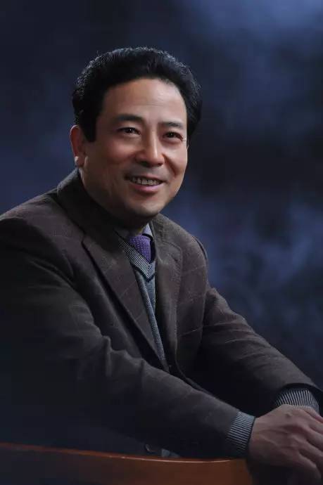 诗人车延高：我专门刻了一个章子，就叫“羊羔体”