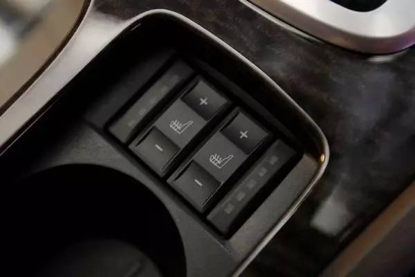 汽车真皮座椅的那些事儿,新车有必要做真皮座椅