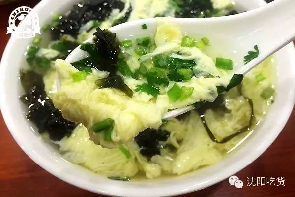 粘火勺热乎乎吃出幸福感,1.5元带来的快乐