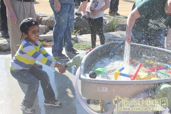 美国印第安纳州波利斯儿童博物馆,加利福尼亚奥克兰博物馆