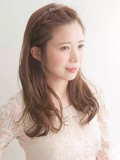 编发三股辫慢动作,编发最简单的三股