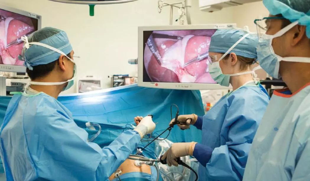 一招判断是胃疼还是胆囊炎,怎样快速缓解胆囊引起的胃疼