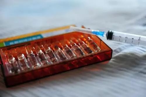 服用咖啡因的药物过量会失眠吗,服用了咖啡因能喝酒吗