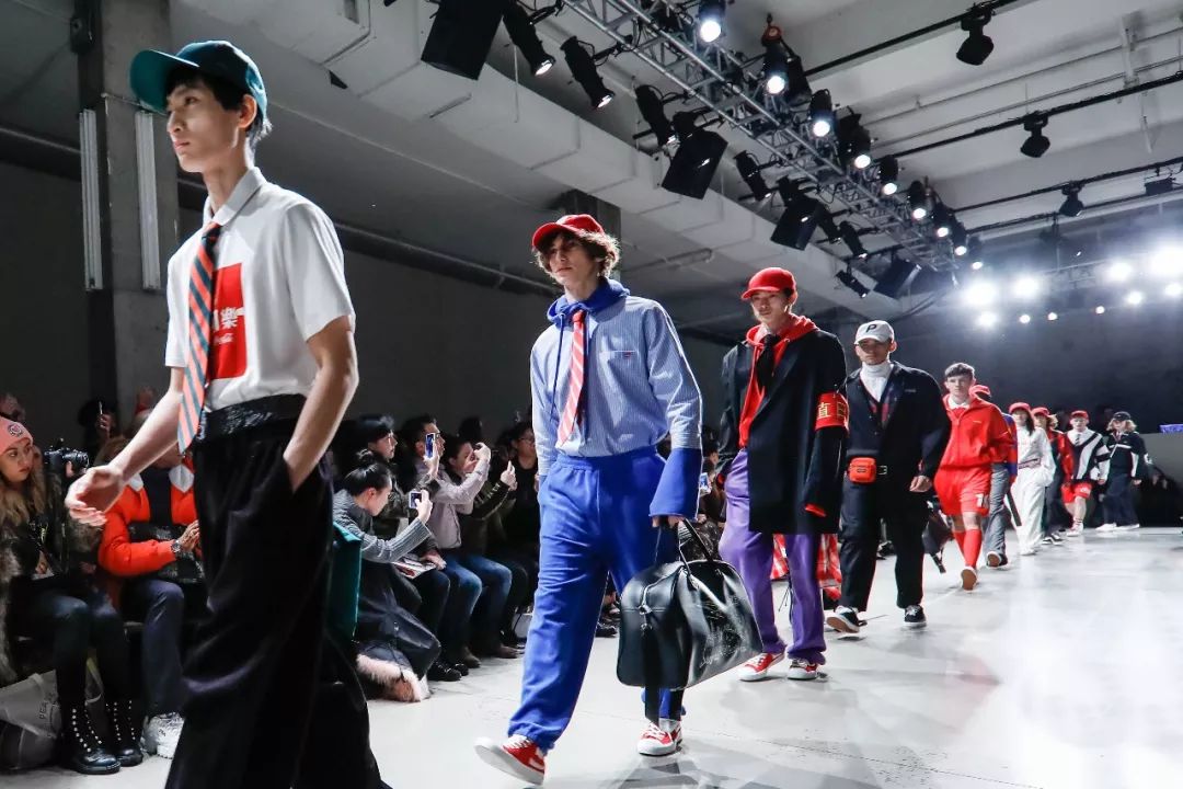 李宁新款打篮球最舒服的是哪一款,李宁和匹克篮球鞋推荐