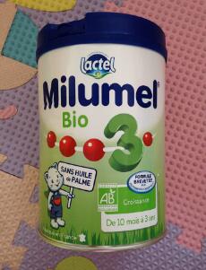 不值得购买的五款奶粉,最值得购买的十款奶粉