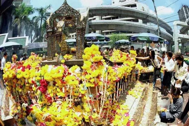 曼谷是个适合生活的城市,曼谷一年四季都是夏天吗